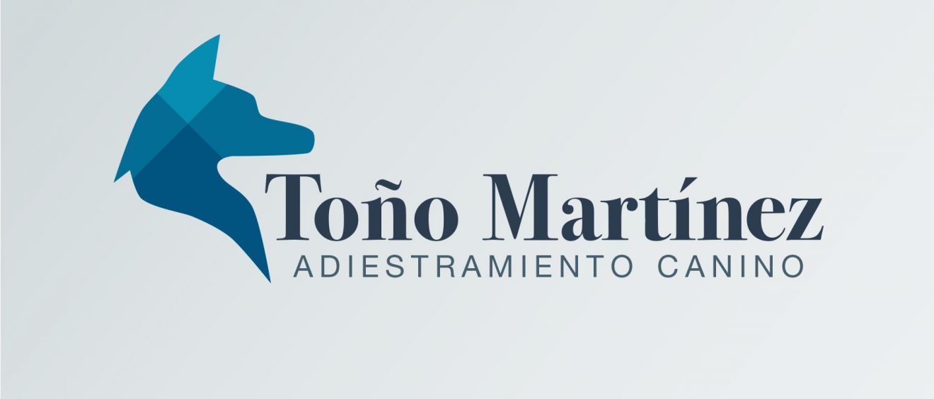 Logo Toño Martínez adiestramiento canino
